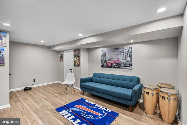 68 CROOKED LN, Cherry Hill, NJ 08034