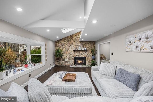 68 CROOKED LN, Cherry Hill, NJ 08034