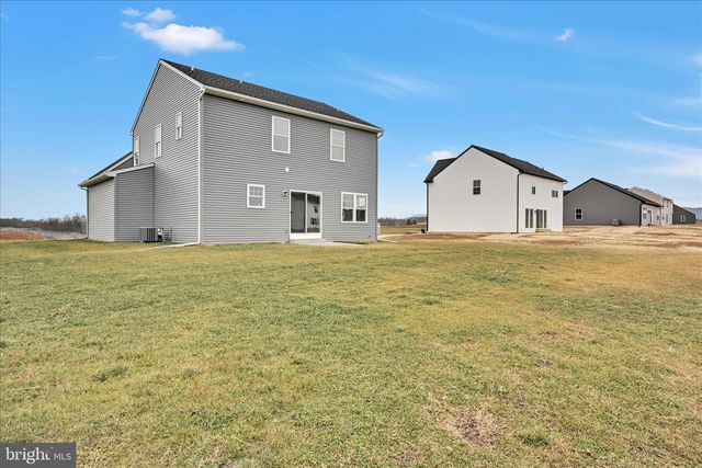 10659 JONESTOWN RD, Annville, PA 17003