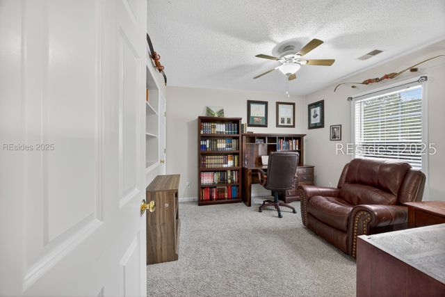 15 Mayfair Dr, Bluffton, SC 29910