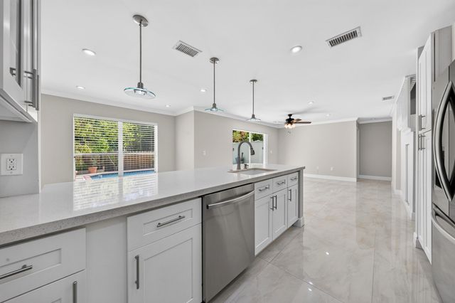 6765 NW 75th Place, Parkland, FL 33067