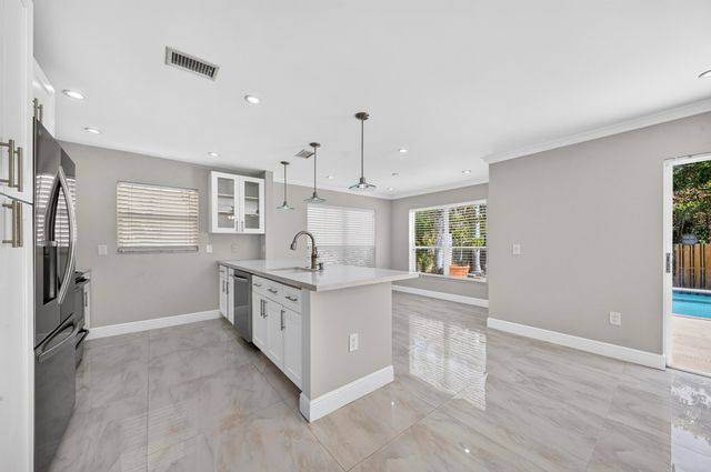 6765 NW 75th Place, Parkland, FL 33067