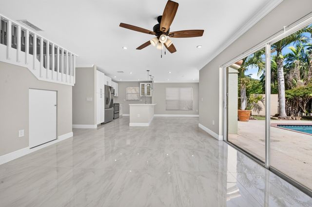 6765 NW 75th Place, Parkland, FL 33067