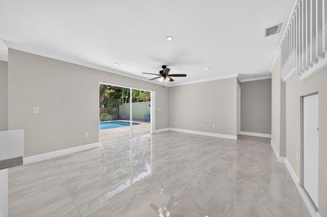 6765 NW 75th Place, Parkland, FL 33067