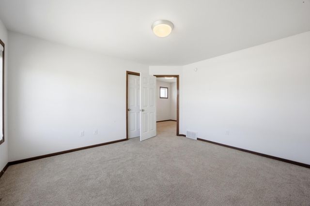5227 11th Street W, West Fargo, ND 58078