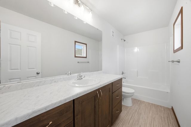 5227 11th Street W, West Fargo, ND 58078