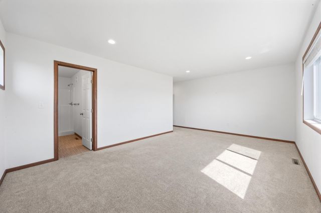 5227 11th Street W, West Fargo, ND 58078