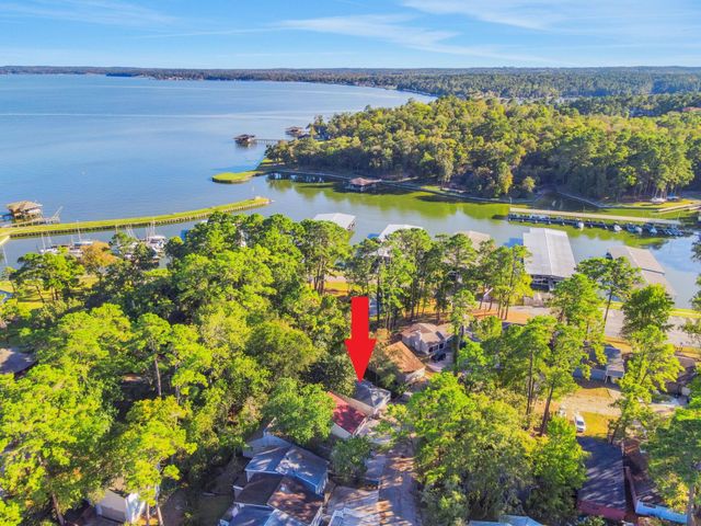 90 Harbour Lane, Coldspring, TX 77331
