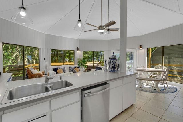 90 Harbour Lane, Coldspring, TX 77331