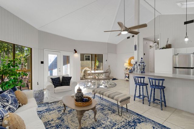 90 Harbour Lane, Coldspring, TX 77331