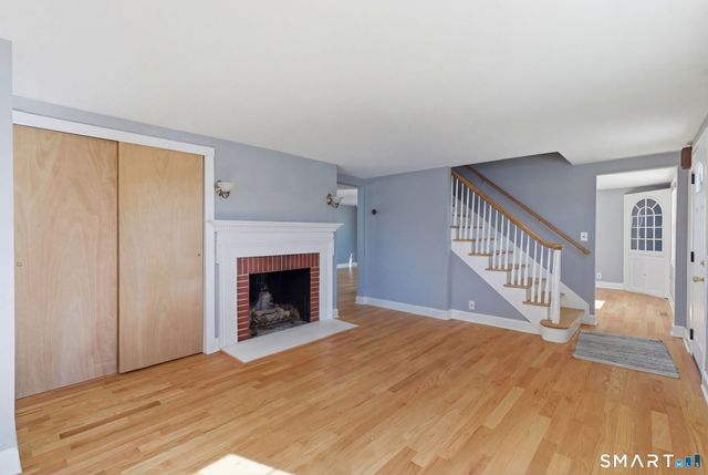 20 Browning Avenue, Newington, CT 06111