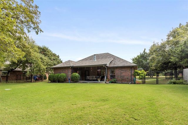 1043 Hidden Oaks Way, Guthrie, OK 73044