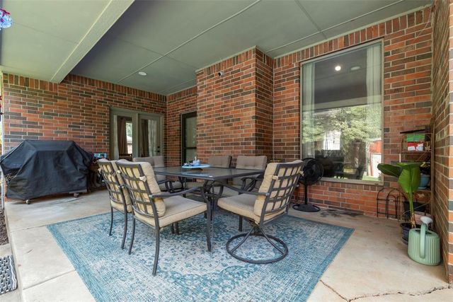 1043 Hidden Oaks Way, Guthrie, OK 73044