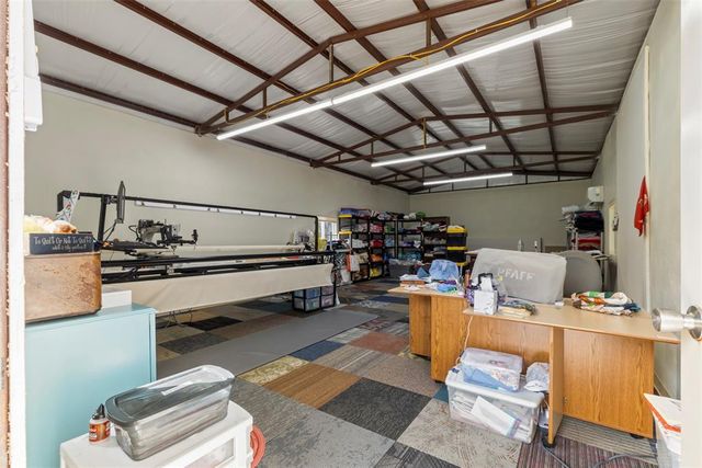 1043 Hidden Oaks Way, Guthrie, OK 73044