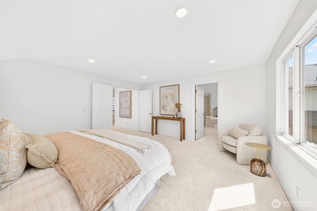 6831 117th Avenue NE, Kirkland, WA 98033