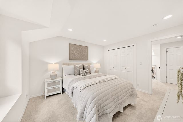 6831 117th Avenue NE, Kirkland, WA 98033