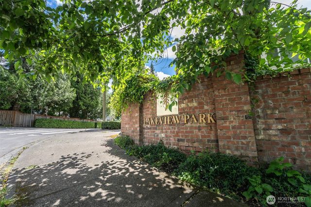 6831 117th Avenue NE, Kirkland, WA 98033