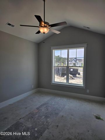 371 Longhill Drive, Wilmington, NC 28412