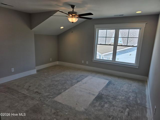 371 Longhill Drive, Wilmington, NC 28412