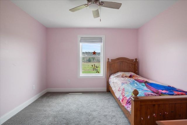 482 Pidgeon Hill Road, Franklin, VT 05457