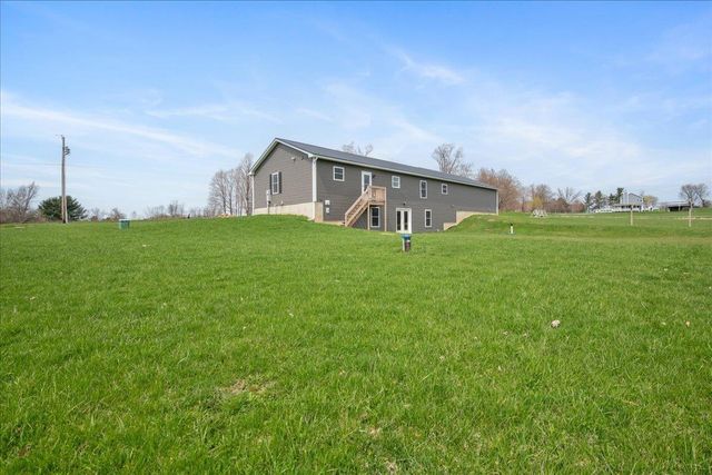 482 Pidgeon Hill Road, Franklin, VT 05457