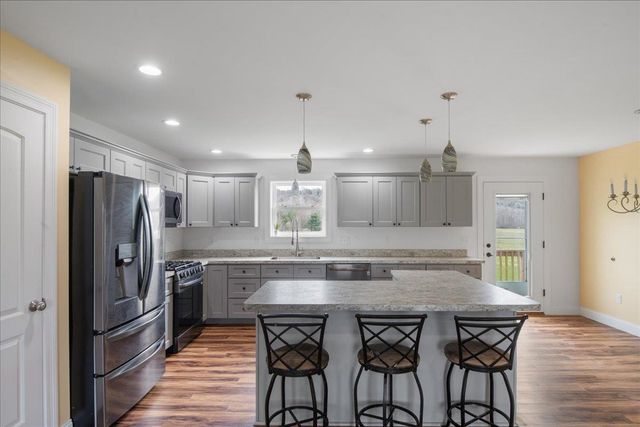 482 Pidgeon Hill Road, Franklin, VT 05457