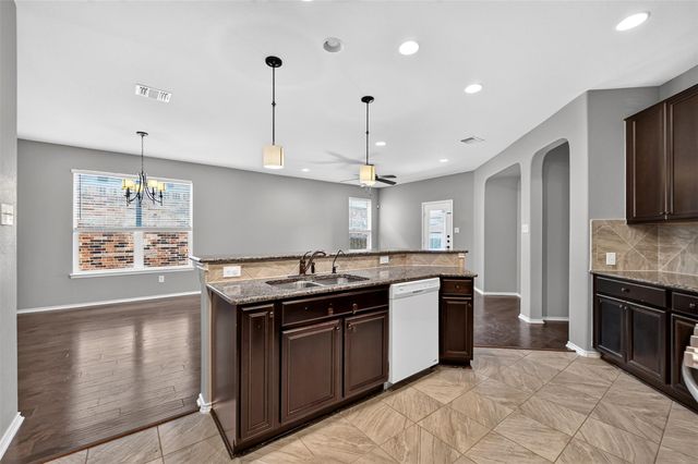 1049 Clove Hitch RD, Georgetown, TX 78633