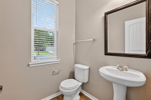 1049 Clove Hitch RD, Georgetown, TX 78633