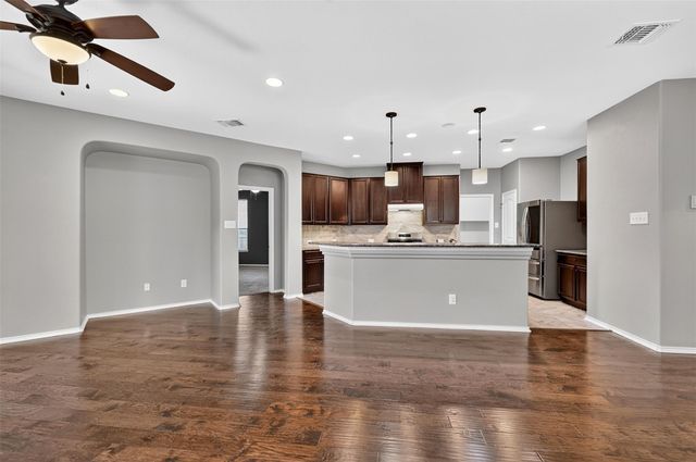 1049 Clove Hitch RD, Georgetown, TX 78633