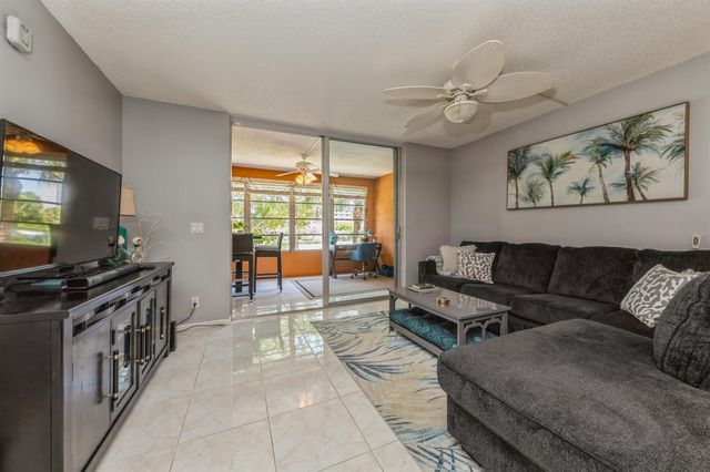 14527 BONAIRE Boulevard 303, Delray Beach, FL 33446