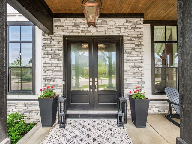 5463 Maple Drive, Lewis Center, OH 43035