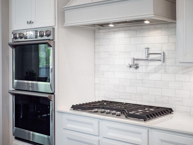 5463 Maple Drive, Lewis Center, OH 43035