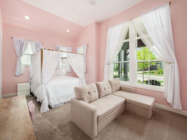 5463 Maple Drive, Lewis Center, OH 43035