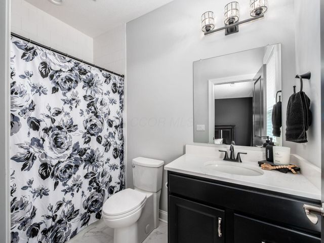 5463 Maple Drive, Lewis Center, OH 43035