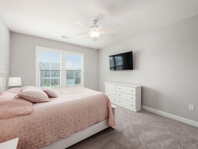 5463 Maple Drive, Lewis Center, OH 43035