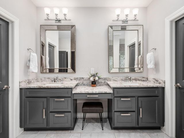 5463 Maple Drive, Lewis Center, OH 43035