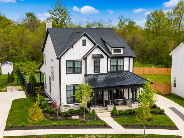 5463 Maple Drive, Lewis Center, OH 43035