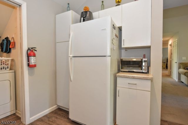 24 Harker Hill Dr, Hardyston Twp., NJ 07419