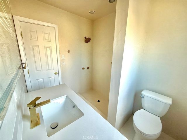 18407 Hawthorne Avenue, Bloomington, CA 92316