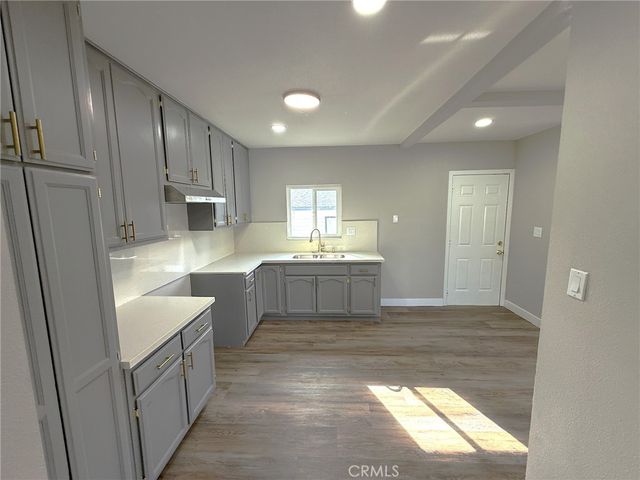 18407 Hawthorne Avenue, Bloomington, CA 92316