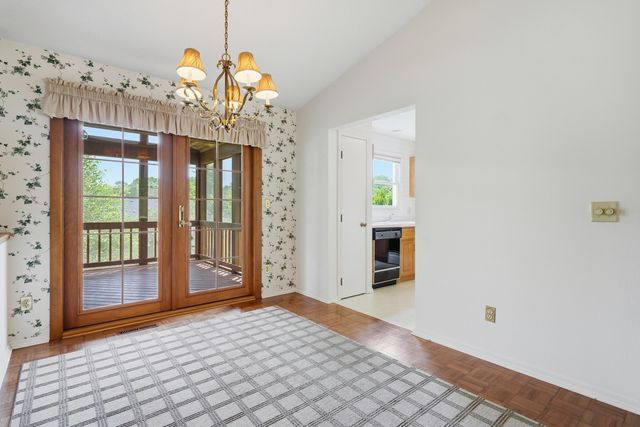 4625 Fillmore Lane, Davenport, IA 52806