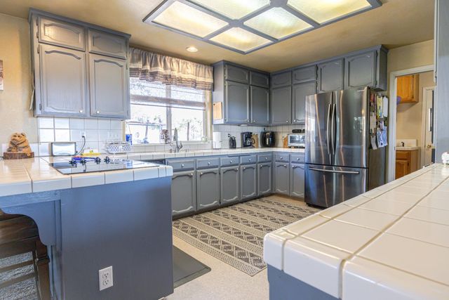 29657 Lilley Mountain Lane, Coarsegold, CA 93614
