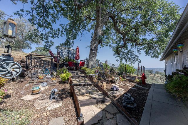 29657 Lilley Mountain Lane, Coarsegold, CA 93614