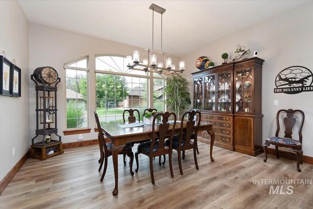 731 W Bogus View Dr., Eagle, ID 83616