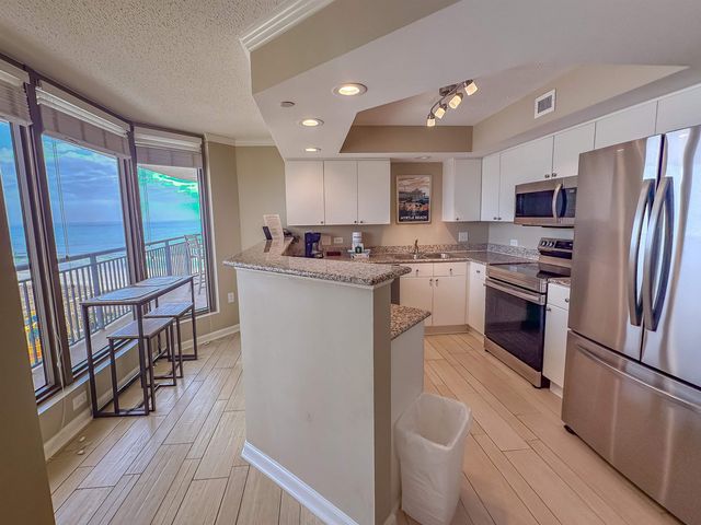 8560 Queensway Blvd Apt 605, Myrtle Beach, SC 29572
