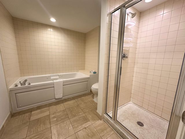 8560 Queensway Blvd Apt 605, Myrtle Beach, SC 29572