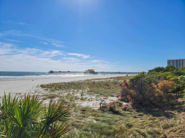 8560 Queensway Blvd Apt 605, Myrtle Beach, SC 29572