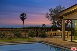3748 Seahorn Drive, Malibu, CA 90265