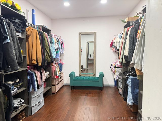 102 N 3rd Street, Hartshorne, OK 74547