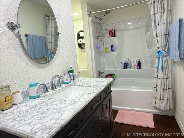 102 N 3rd Street, Hartshorne, OK 74547